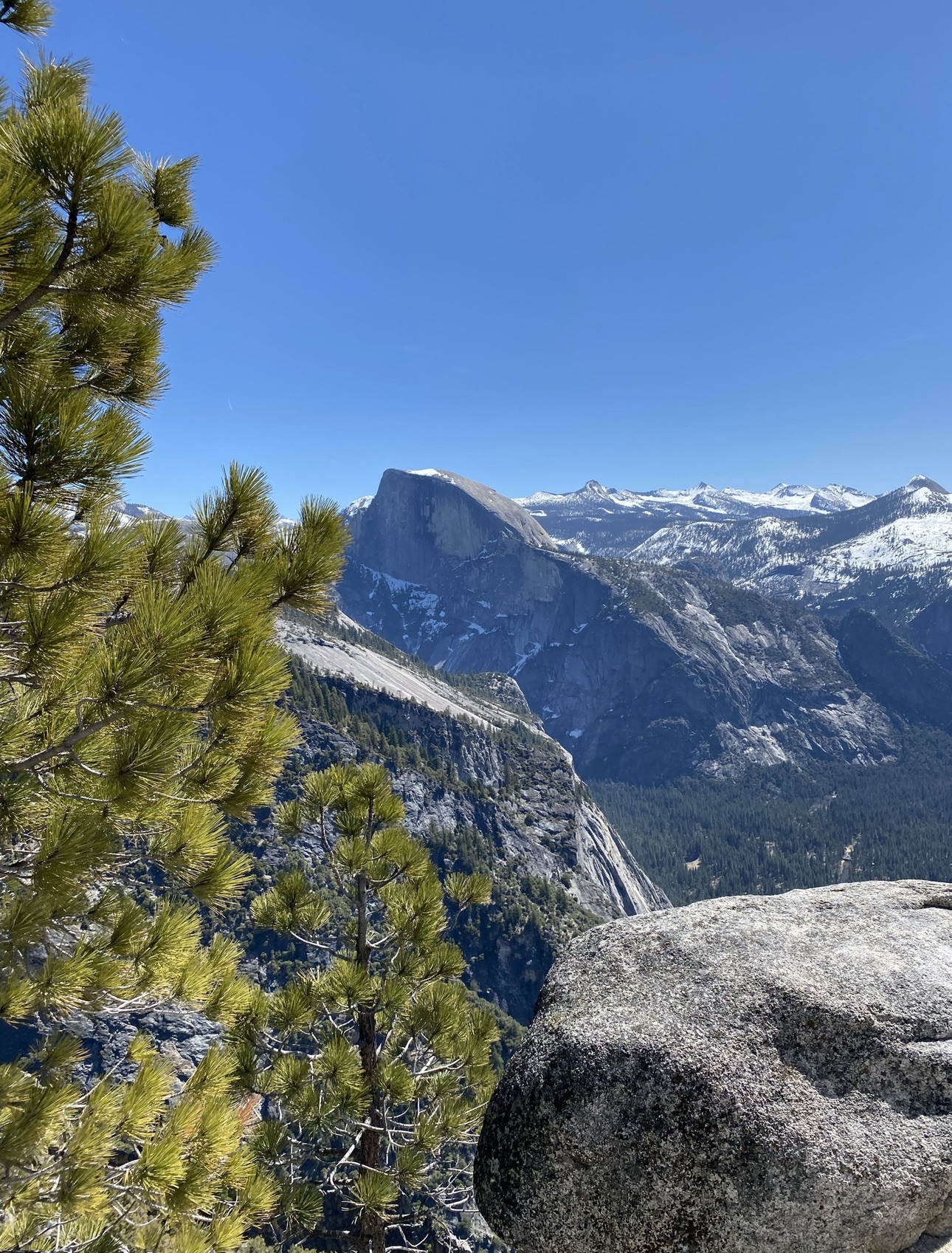 Exploring the Beauty of Yosemite National Park: A Journey Through Nature’s Masterpiece