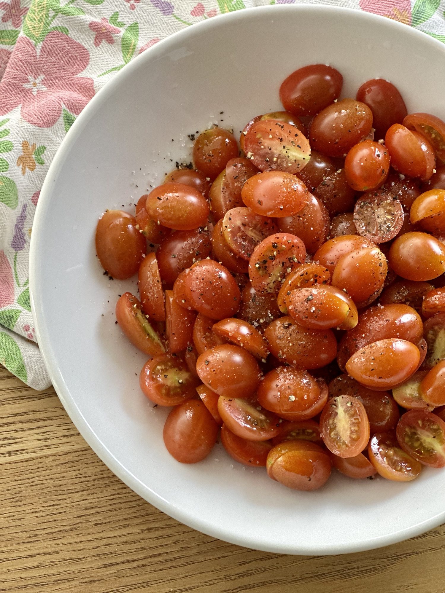 The Sweetest Slow-Roasted Tomatoes You’ll Ever Taste (With Just 3 Ingredients!)