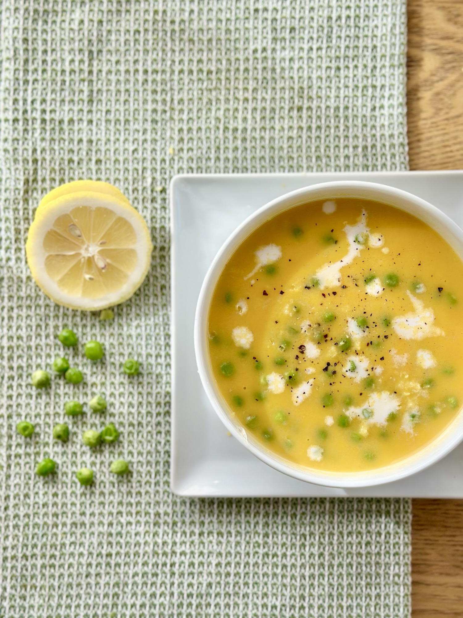 Lemon Coconut Soup That Feels Bright, Cozy, and Surprisingly Filling