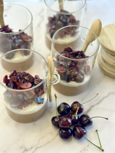 chocolate cherry chia seed pudding