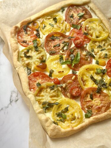 tomato puff pastry tart 